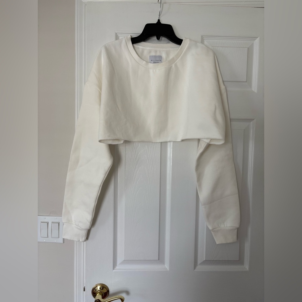 ALLFENIX Crop Crew Sweater